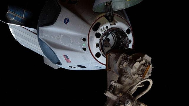 SpaceX’in uzaya gönderdiği NASA astronotları Dünya’ya geri döndü