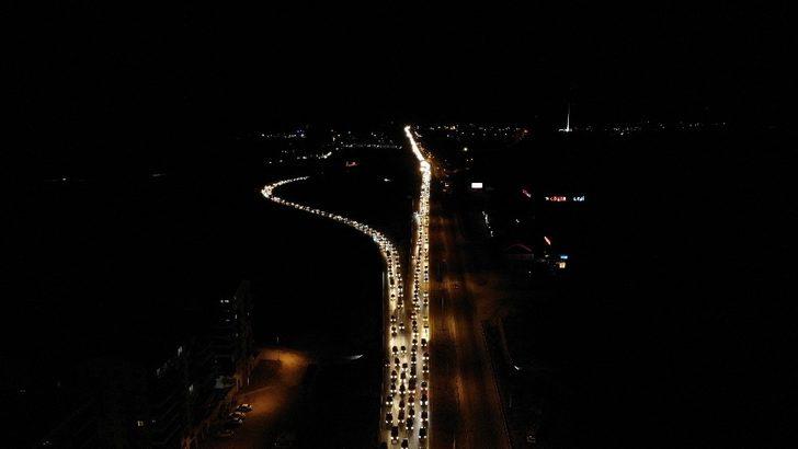 Kırıkkale’de trafik durma noktasına geldi! Tatilcilerin dönüş çilesi havadan görüntülendi