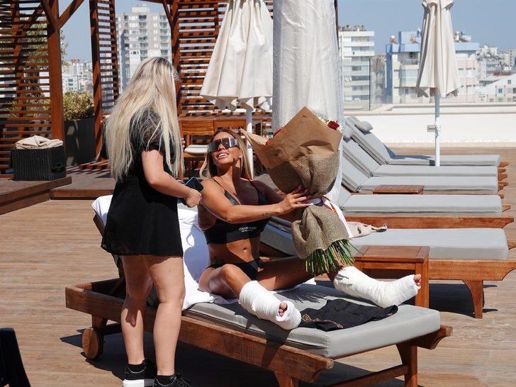 Katie Price tatilde kaza geçirdi G2