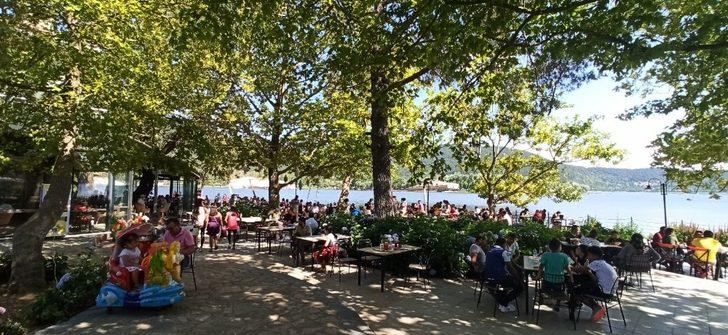 Gölcük’te bayram yoğunluğu G1