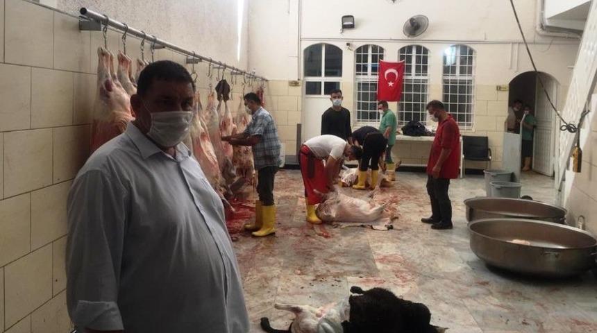 Şanlıurfalı ihtiya&ccedil; sahibi ailelere 600 kurbanlık