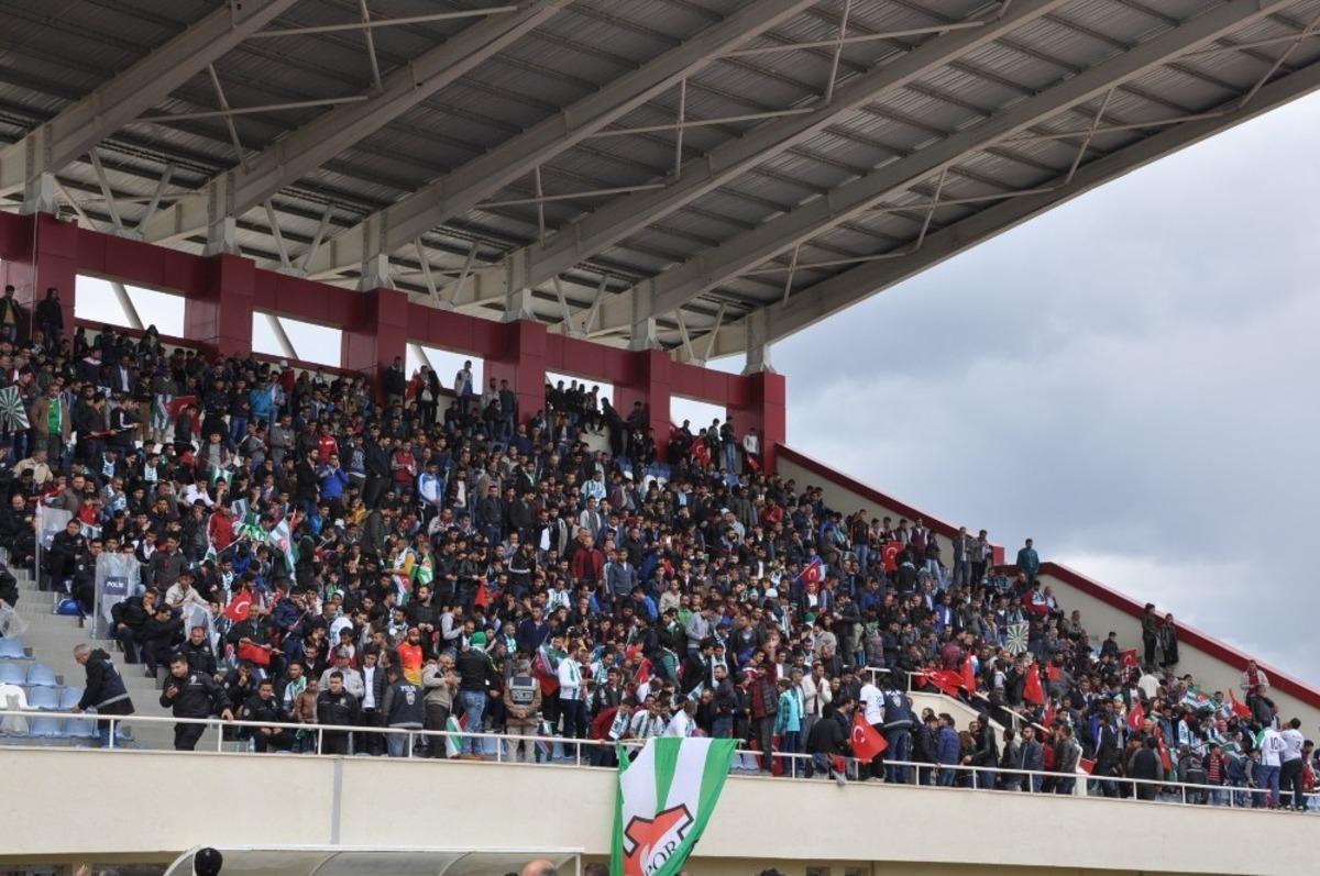 Kars&rsquo;ın da aralarından bulunduğu 16 ilden 3. Lig &ccedil;ağrısı!