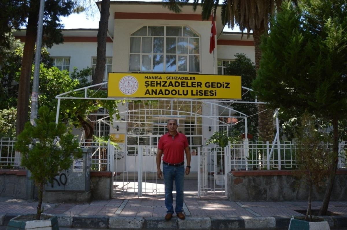 Gediz Anadolu Lisesinden YKS&rsquo;de b&uuml;y&uuml;k başarı