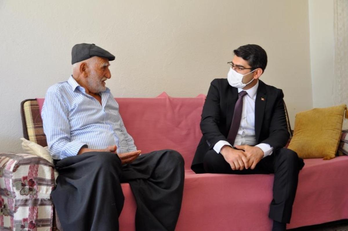 Kaymakam Dolaş&rsquo;tan şehit ailelerine ziyaret