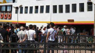 İstanbullular Adalar'a akın etti! İskelede yoğunluk oluştu