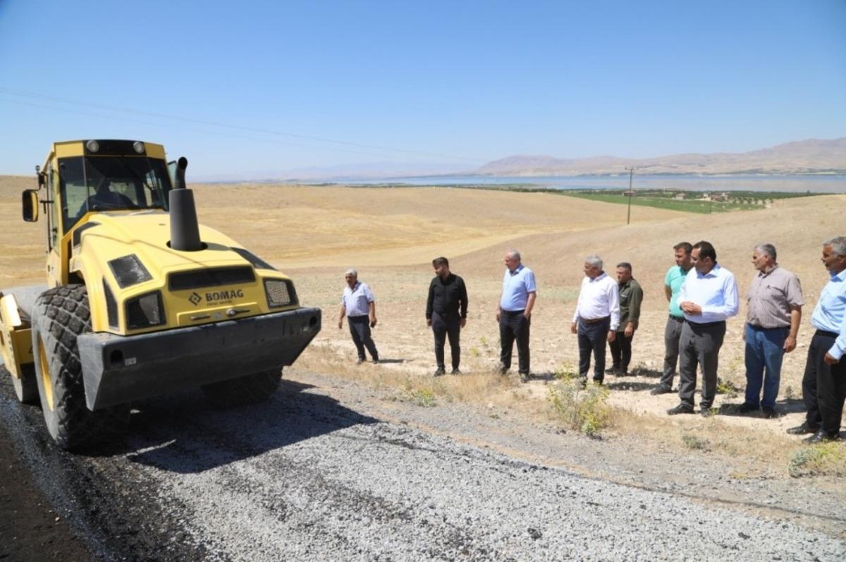 Battalgazi Belediyesi, asfaltsız yol bırakmama hedefinde