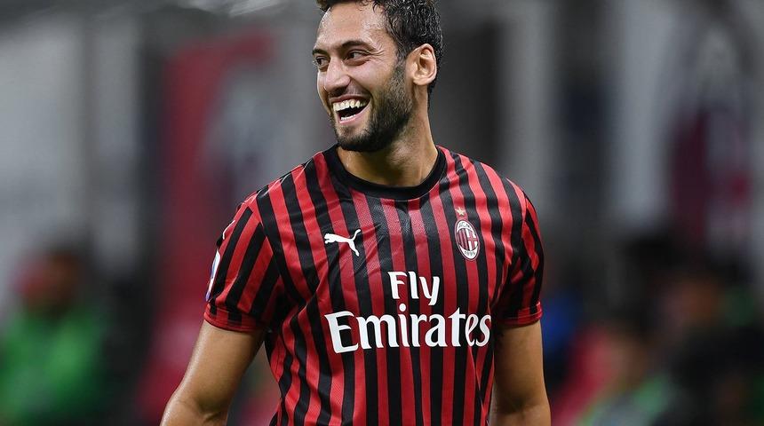 Hakan Çalhanoğlu'ndan Galatasaray sözleri taraftarları heyecanlandırdı!