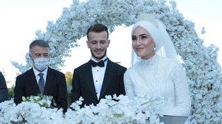 Trabzonsporlu futbolcu Abdulkadir Parmak evlendi