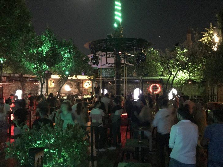 Kuşadası’ndaki işletme Kovid-19 tedbirleri ile dikkat çekiyor G1