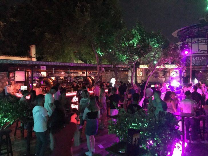 Kuşadası’ndaki işletme Kovid-19 tedbirleri ile dikkat çekiyor G2