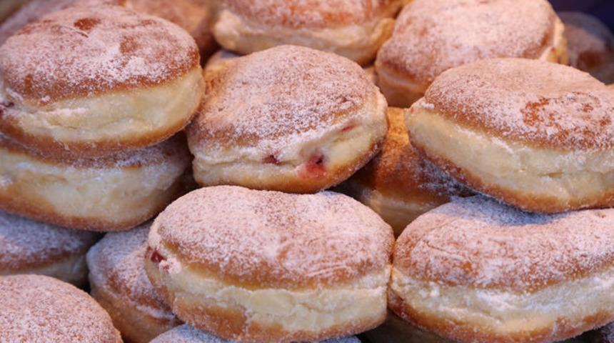 Hafif tat severler için: Ev yapımı Alman pastası 