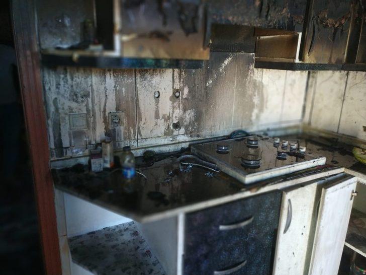 Kula Köyü’nde ev yangını G2