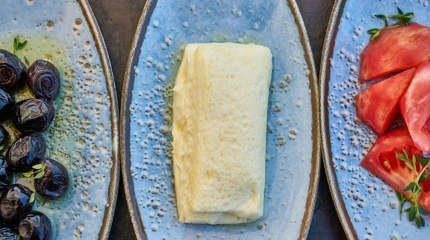 İşte p&uuml;r&uuml;zs&uuml;z ve yumuşacık cildin sırrı! S&uuml;t kaymağı, yulaf...