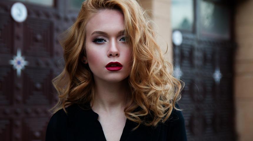 S&ouml;n&uuml;k sa&ccedil;lar i&ccedil;in bir de bunu deneyin! Pudra ve f&ouml;n makinesiyle...