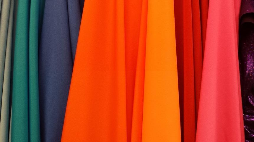 Eğer &ccedil;amaşırları b&ouml;yle yıkarsanız renkleri hemen soluyor! Koyu ve a&ccedil;ık renkliler...