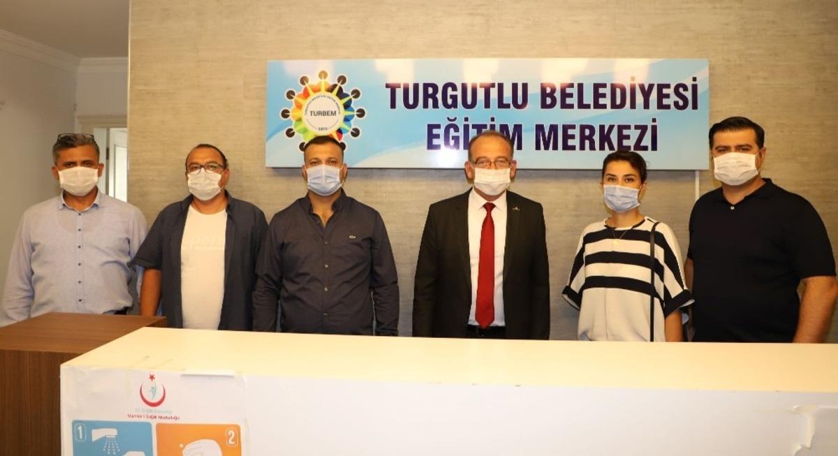 Turgutlu Belediyesi &uuml;niversite tercih merkezleri a&ccedil;ıldı