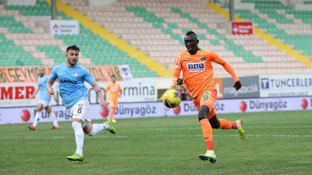 Beşiktaş ve Fenerbahçe, Cisse için karşı karşıya