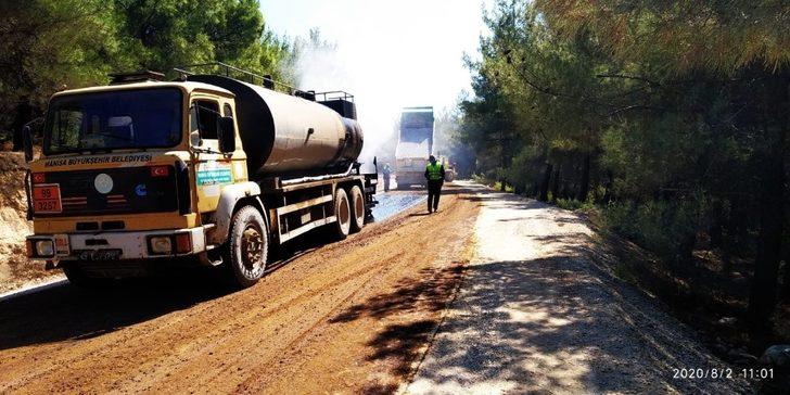 Büyükşehir asfalt ekipleri bayramda da durmadı G4