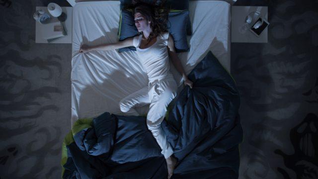 Uykuda aşırı terleme neyin habercisi, terlemenin ne kadarı normal?