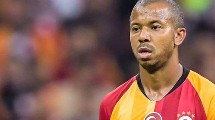 Galatasaray'dan ayrılan Mariano, Mineiro'ya imza attı!