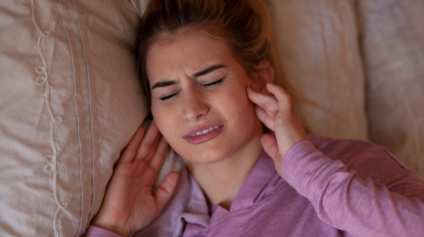Uyurken diş gıcırdatmak neden olur, nasıl geçer, hangi doktora gidilmeli?