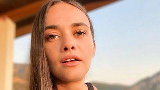 Hande Soral tatilin keyfini çıkarıyor