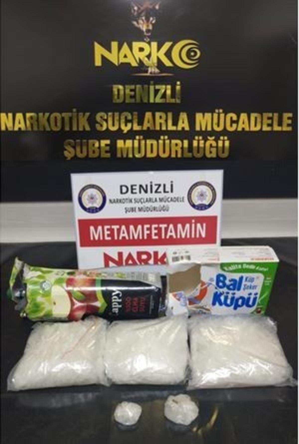 Uyuşturucuyu meyve suyu kutusuna gizleyen tacirlere operasyon: 28 g&ouml;zaltı
