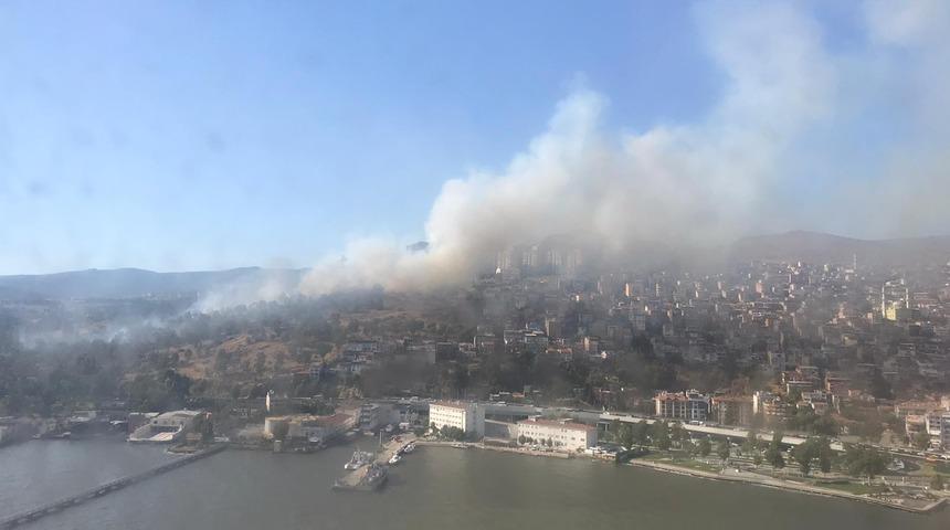 İzmir&rsquo;de askeri alanda orman yangını