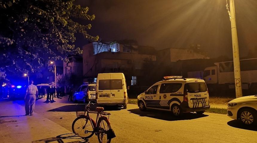 Mersin’de dehşet! Babasına kurşun yağdırdı