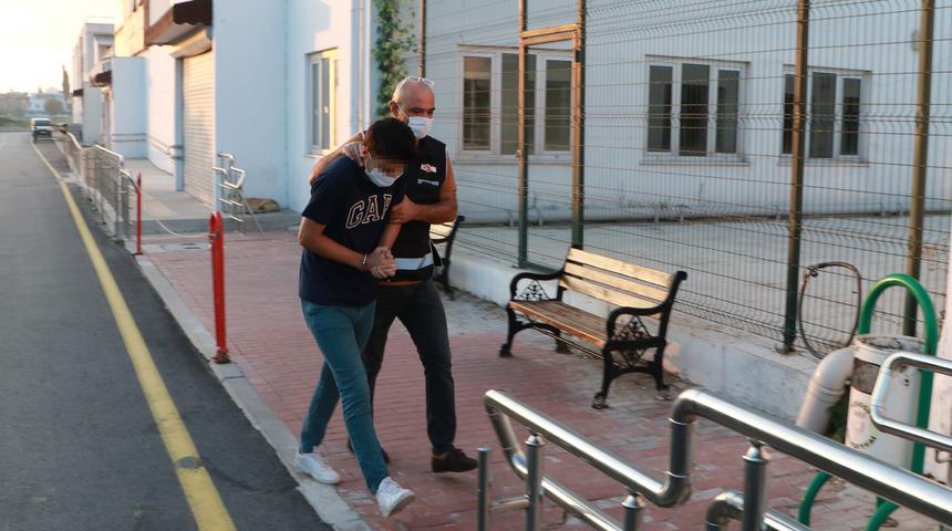 Adana merkezli 14 ilde FET&Ouml; operasyonu: 27 g&ouml;zaltı kararı