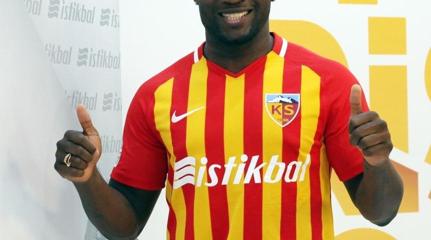 Kayserispor&rsquo;da 12 futbolcunun s&ouml;zleşmesi bitti