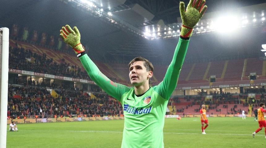 Lung, 3 sezonda 87 lig ma&ccedil;ı oynadı