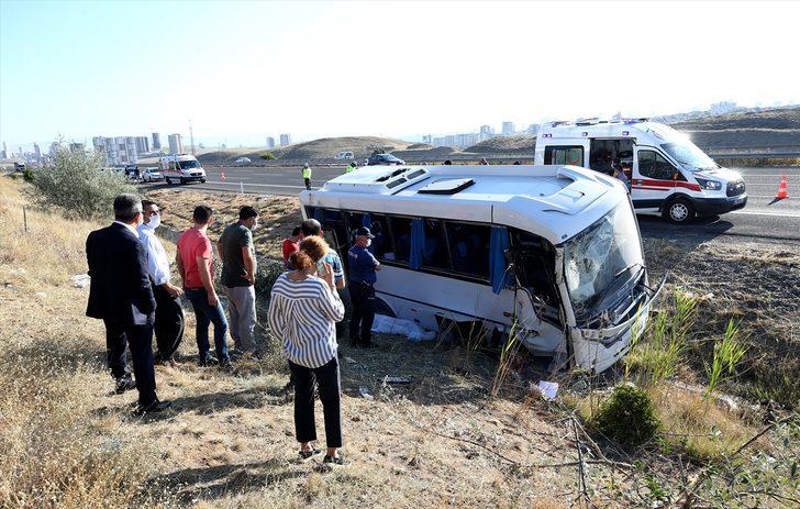 Aselsan personelini taşıyan minibüs ile yolcu otobüsü çarpıştı G5