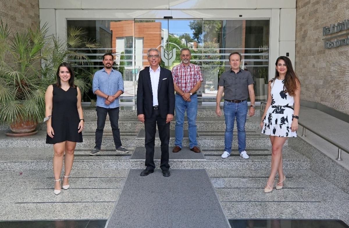 İzmir Tasarım Fabrikası ile İzmir&rsquo;in yerel potansiyeline b&uuml;y&uuml;k katkı