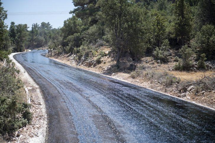 Silifke’nin kırsal bölgelerindeki bazı yollar yıllar sonra asfalt gördü G3
