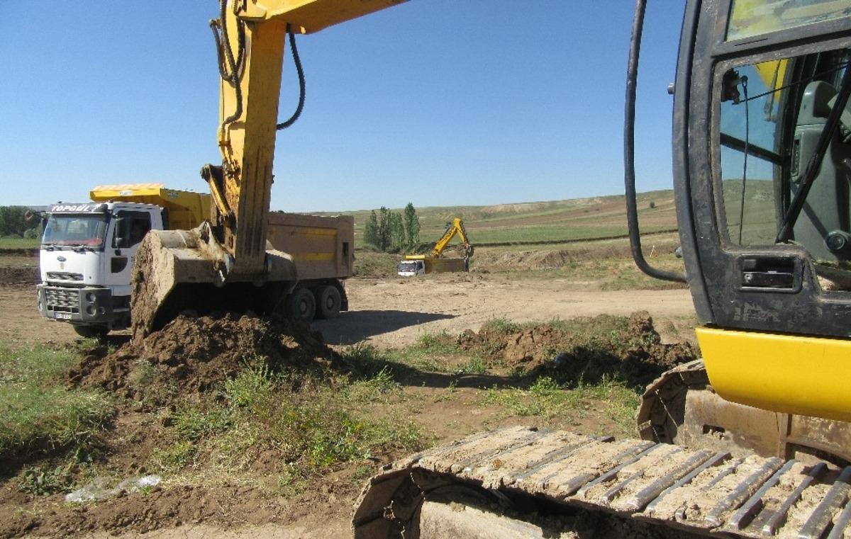 Elbeyli G&ouml;leti ile bin 770 dekar tarım arazisi suyla buluşacak