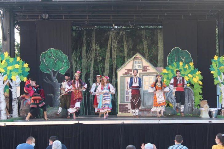 “Altın Kız" çocuk oyunu tiyatro gösterisi yapıldı G2