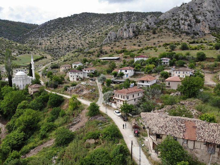 Osmanlı'dan kalma! 700 yıllık Yörük köyü, beyaz perdede beğeni topladı G3