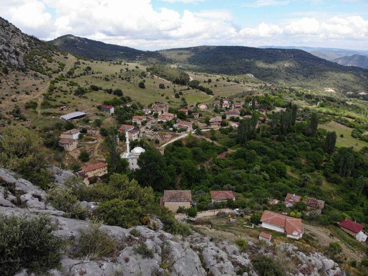 Osmanlı'dan kalma! 700 yıllık Yörük köyü, beyaz perdede beğeni topladı G4