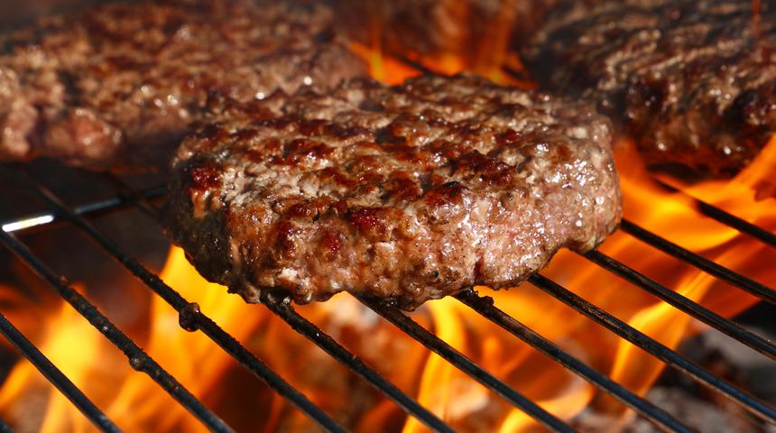 Hamburger köftesi tarifi: Hamburgercilerin sırrını açıklıyoruz! 