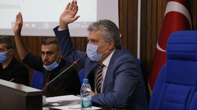 Edremit Belediyesi’nden muhtarlara destek