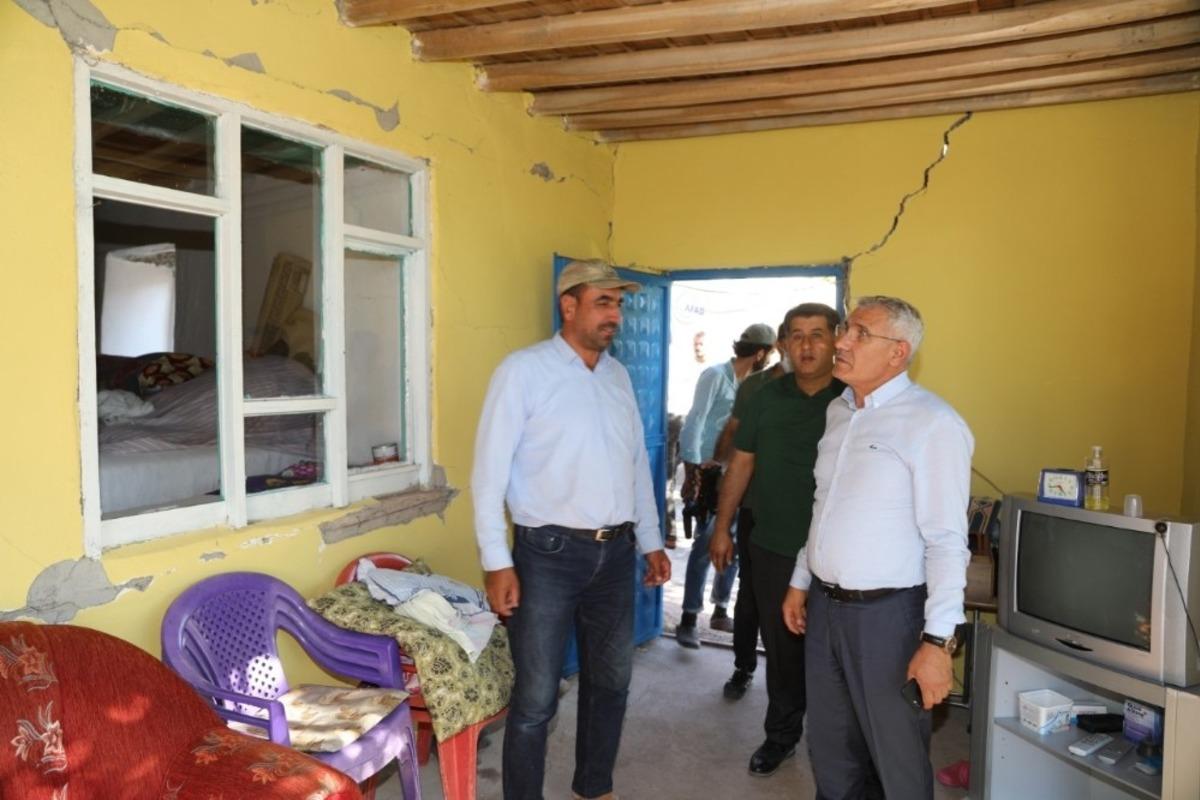 G&uuml;der, depremzedeleri yalnız bırakmadı