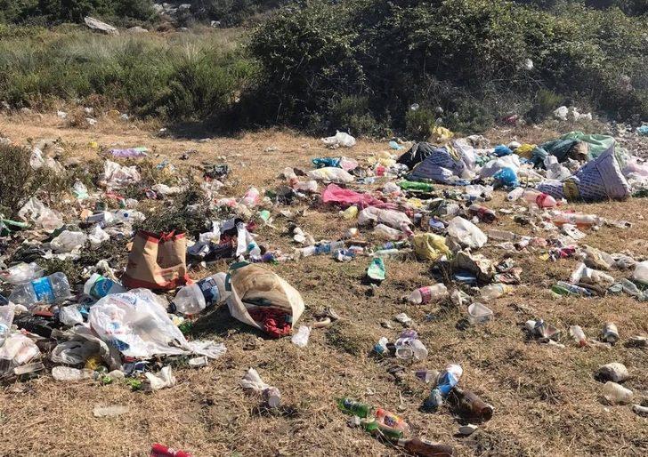 Tatilciler Erdek’i çöplüğe çevirdi G2