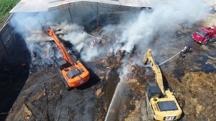 Antalya’da çiftlikteki yangın saatlerdir devam ediyor