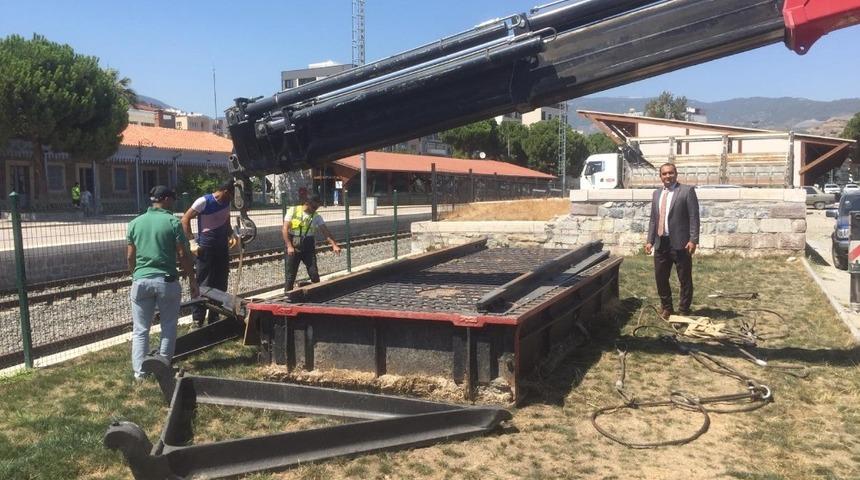 S&ouml;ke Garı&rsquo;nın 150 yıllık kantarı 5 yıl sonra geri geldi