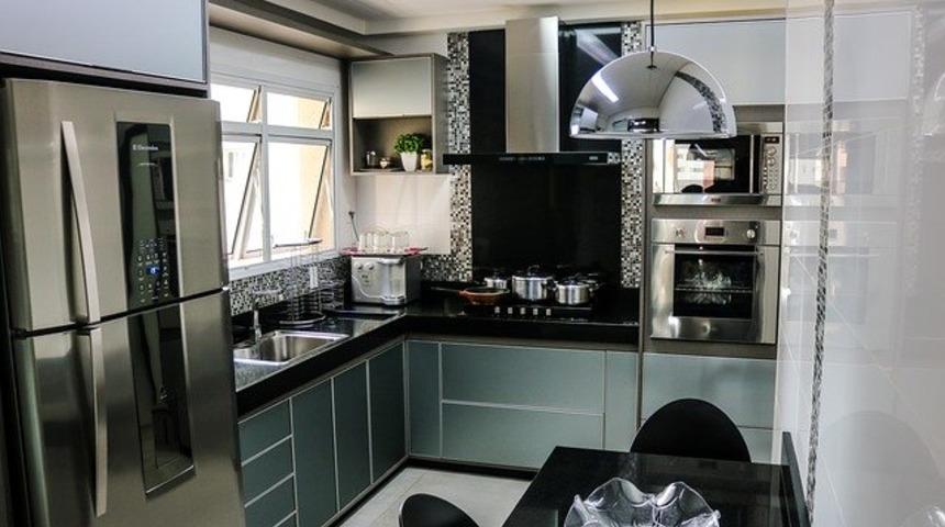 İnox mutfak eşyaları i&ccedil;in en etkili temizlik y&ouml;ntemleri! Sirke, soda, karbonat...