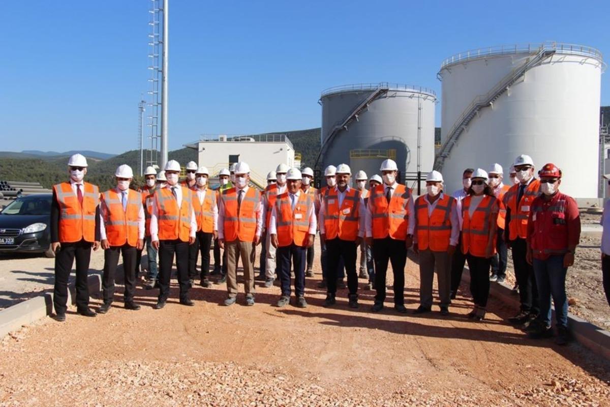 Vali Şent&uuml;rk, Osmaneli OSB&rsquo;de incelemelerde bulundu