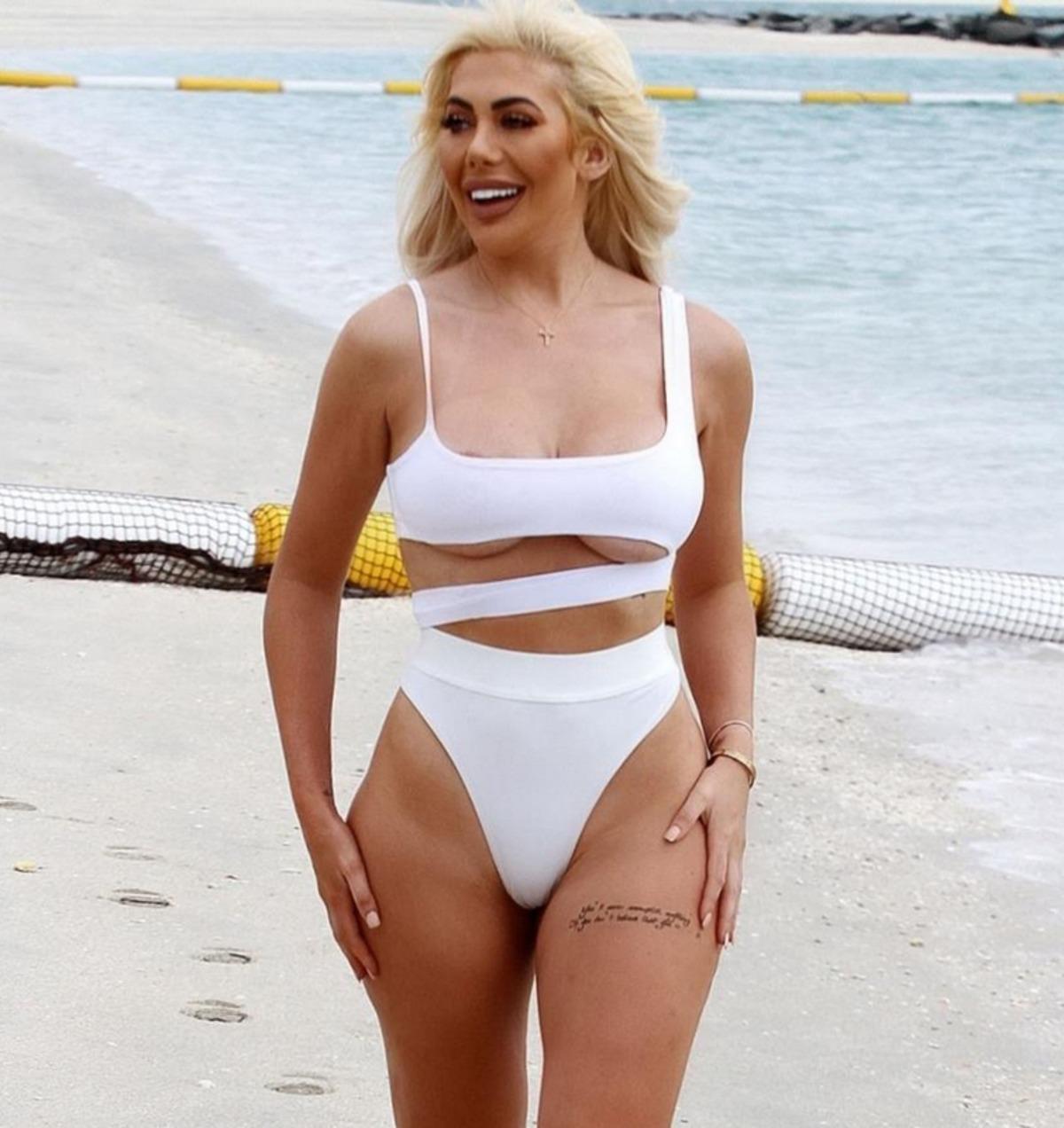 Chloe Ferry'nin mayosu dar geldi
