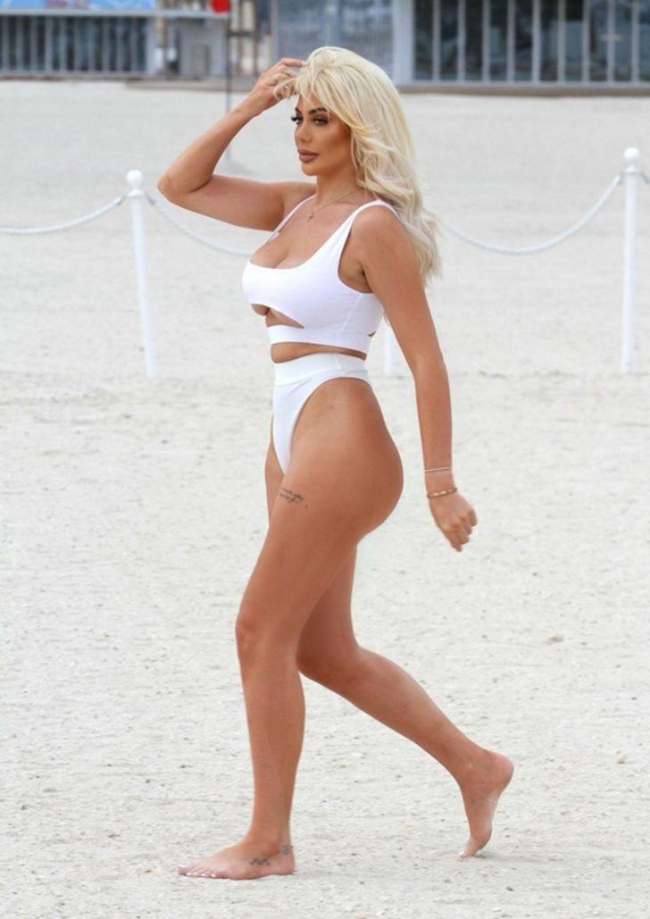 Chloe Ferry'nin mayosu dar geldi G4