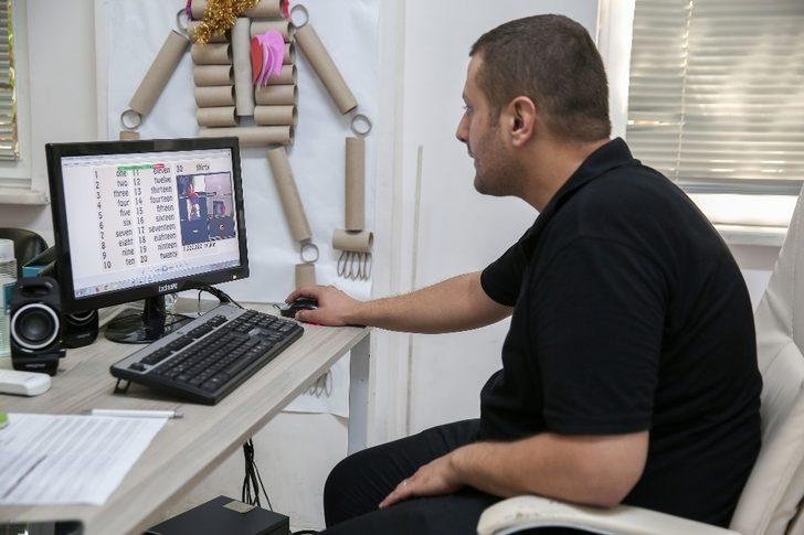 Nilüferli kadınlar İngilizce öğreniyor G1